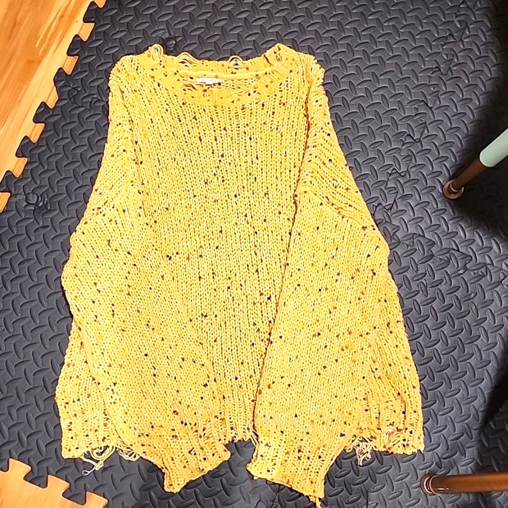 Cozy Yellow La Miel Sweater Size M/L